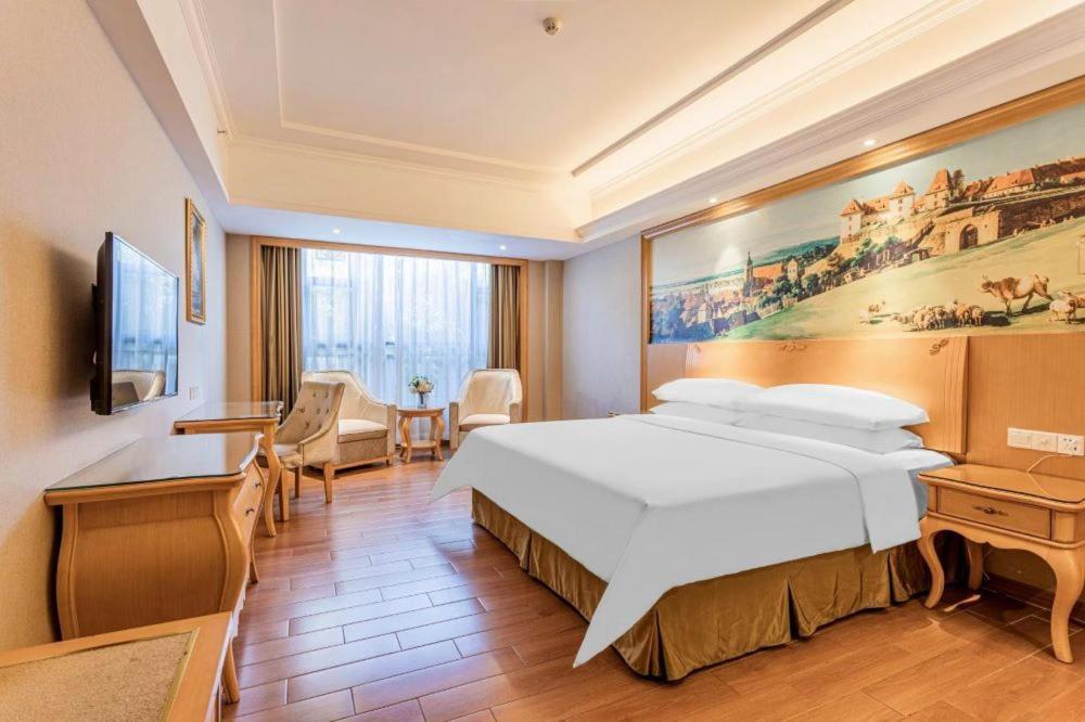 Vienna Hotel Foshan Airport Exterior foto